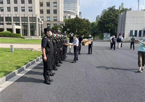 上海市委黨校領導慰問宗保公司員工